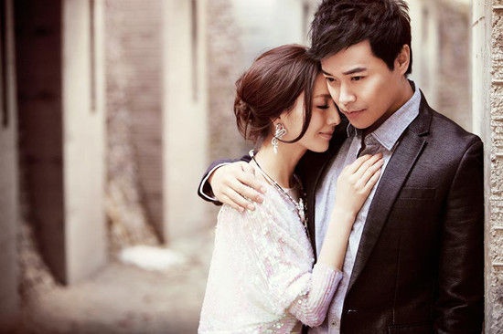 网曝陈思成、佟丽娅登记 女方经纪人:深深祝福