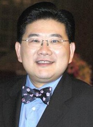 曹可凡