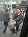 闲着
