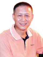 柏崇新