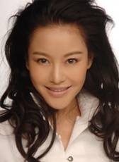 李心彤