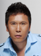 李奇龍
