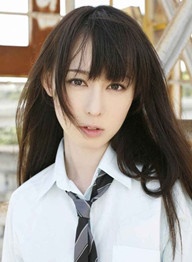 秋山莉奈