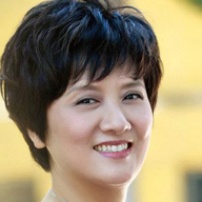 邓婕