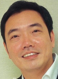 余伟国