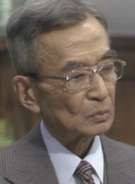 中村伸郎