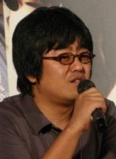 南啟雄