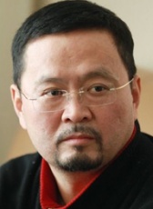 鲁坚