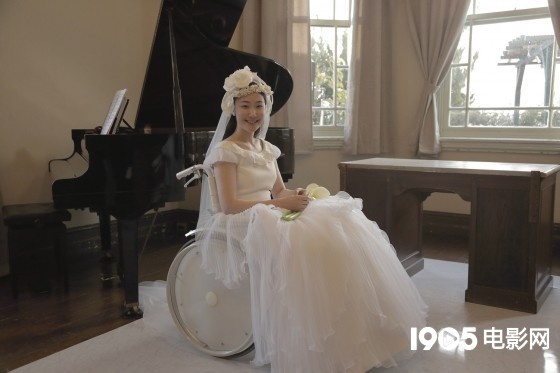 黑木华《裁缝人》变身"新娘" 首穿婚纱幸福满溢_日本_电影网_1905.com