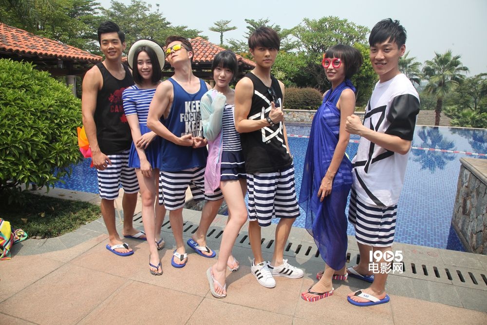 徐娇《毕业旅行》泳装热舞秀美腿 想找内敛男