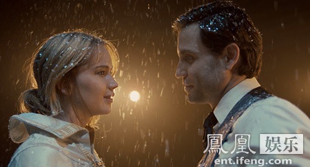 《乔伊的奋斗》发预告 大表姐挑战人情味喜剧