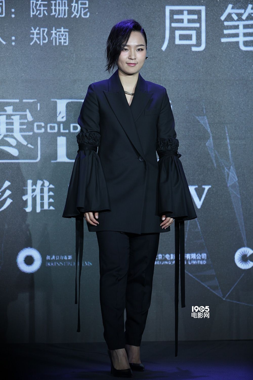 周笔畅献唱《寒战2》演绎正邪两面 与发哥飙戏