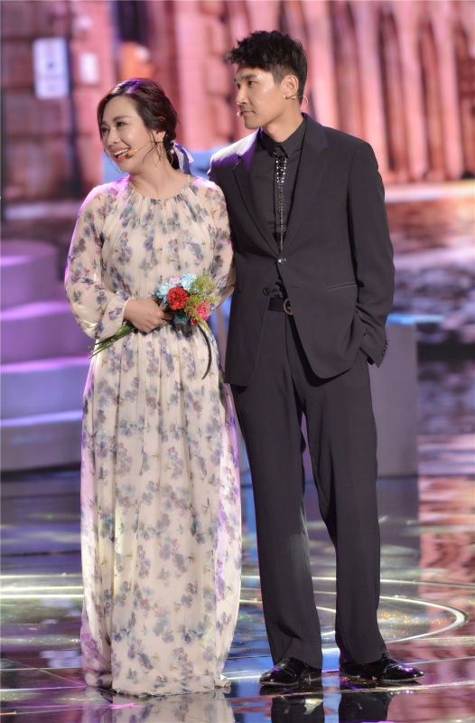 《跨界歌王》陈松伶深情告白老公 男方脱口而出好美!_滚动新闻_电影网_1905.com