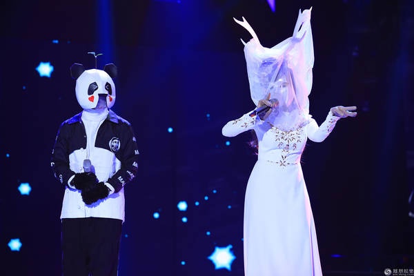 《蒙面唱将》首播获赞 阿凡达妹妹身份成疑_