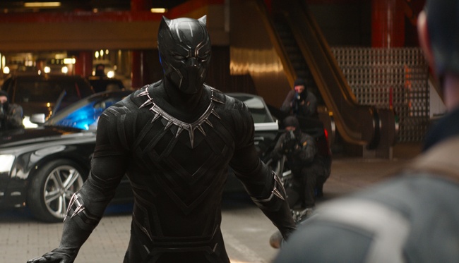 漫威《黑豹》韩国上演追车戏 百余豪车震撼登场_好莱坞_电影网_1905.com