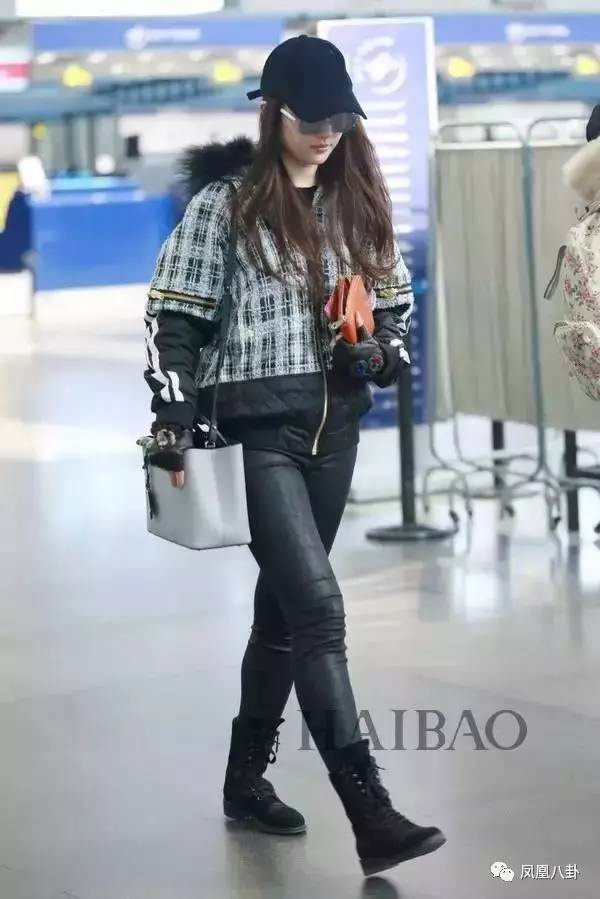 肚腩+粗腿,高圆圆刘亦菲看到这些照片会哭吧