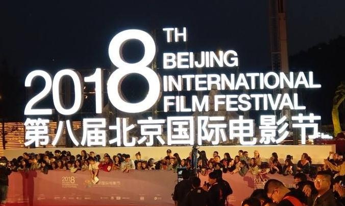 光明日报：电影为世界提供了观察中国的新视角
