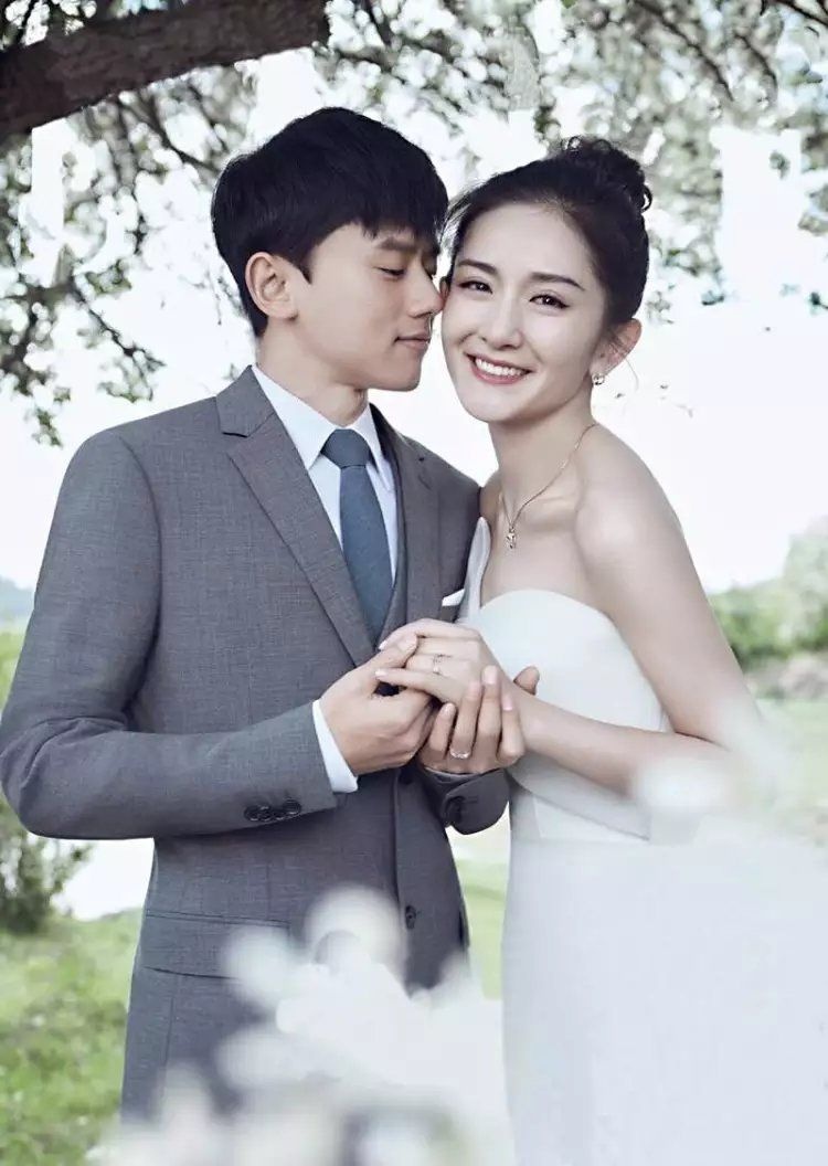 谢娜怀孕超大肚子图片