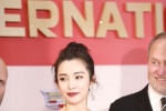 李冰冰卢靖姗上影节红毯比美 吴磊李易峰帅气亮相