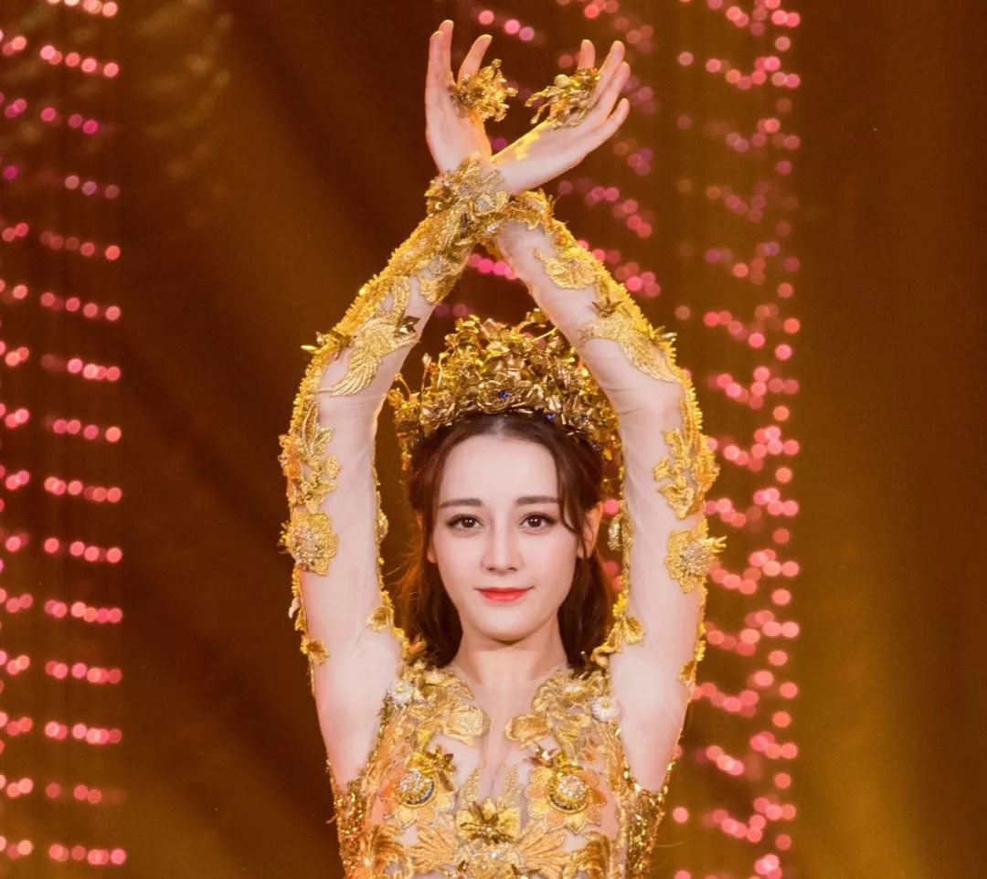 小八||只有路人随手能拍出的美人才算真美人啊……