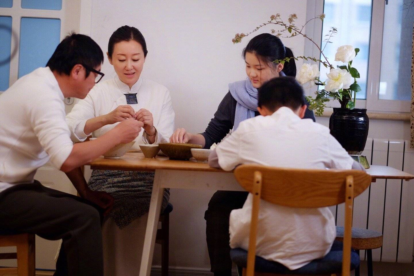 孙楠全家福曝光,女儿神似孙楠 这些明星女儿