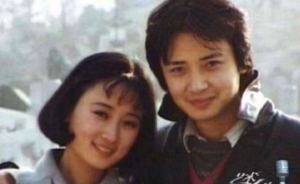 朱丽爸爸年轻时真帅 是老版《红楼梦》宝玉最初人选
