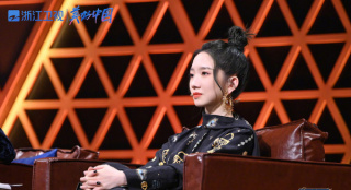 孟美岐方否认点评周传雄 斥节目组屡犯低级错误
