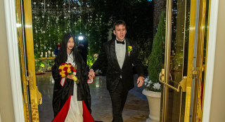 尼古拉斯·凯奇5婚妻子身世曝光 女方福利院长大