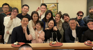 汪小菲送大S鸽子蛋庆结婚周年 邀霍建华夫妇聚会