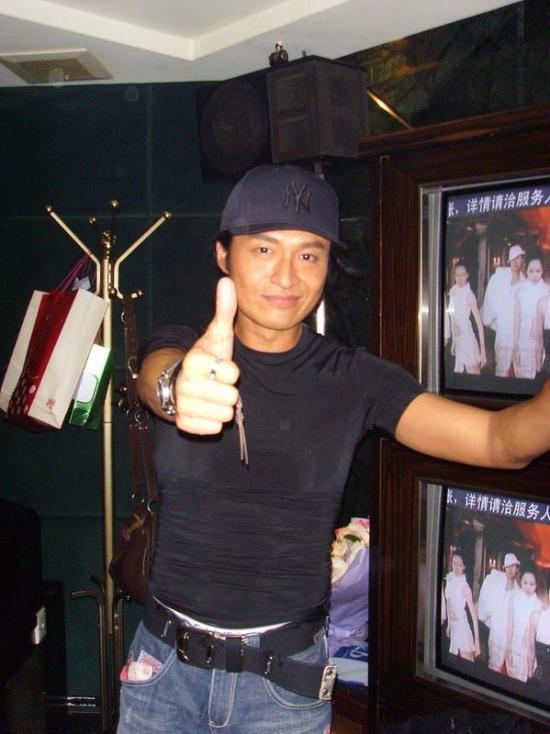 马景涛成立影视工作室 超级奶爸携妻女复出_