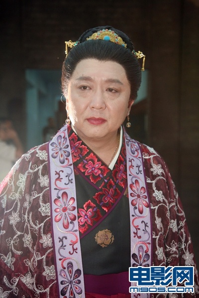 独家揭秘三笑:郭德纲遭强吻 于谦妖艳反串_华