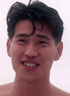 潘震偉