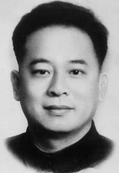 罗广斌
