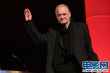 盖伊·马丁颁银熊奖 匈牙利导演贝拉·塔尔登台