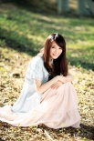 “謀女郎”李曼田園寫真“氧氣美女”清新動(dòng)人