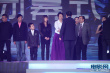 蒋雯丽白衣紫裙亮相 《在一起》获优秀纪录片奖