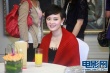 鄧超、孫儷同桌無(wú)交流 新晉人妻大方秀乳溝