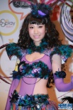 高海宁性感Cosplay亮相 动漫节不怕人多被揩油