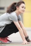 姚笛全新寫(xiě)真追求自然風(fēng) 扎馬尾辮鄰家女孩十足