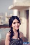 “陽光天使”劉梓妍清新寫真 碎花短裙盡顯淡雅