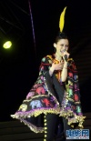 范玮琪演唱会获姐妹ELLA助阵 黑人上台送热吻