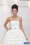 陳嘉桓出席婚紗秀 親自上陣展示婚紗秀性感身材