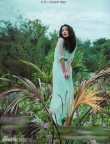 舒淇嬌媚多姿拍雜志寫真 笑容甜美人比花俏