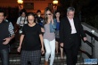 Jessica C.涉嫌盗窃内衣店被捕 露微笑拒不回应
