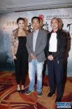 眾明星參加“秋瑾”慶功宴 黃奕深V豹紋裙亮相
