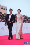 舞蹈演員李倩、孫悅聯(lián)袂亮相 翩然而至顯風(fēng)度