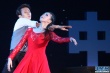 李倩、孫銳獻上舞蹈表演 紅裙搖曳飄散熱情如火