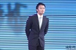 謝霆鋒西服筆挺帥氣登臺 為最佳男主角頒獎