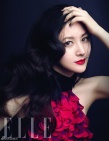 李英愛登時尚雜志秀香肩 高貴性感氣質(zhì)迷人