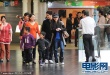 张柏芝包场携子玩游乐园 Lucas开心笑容满面